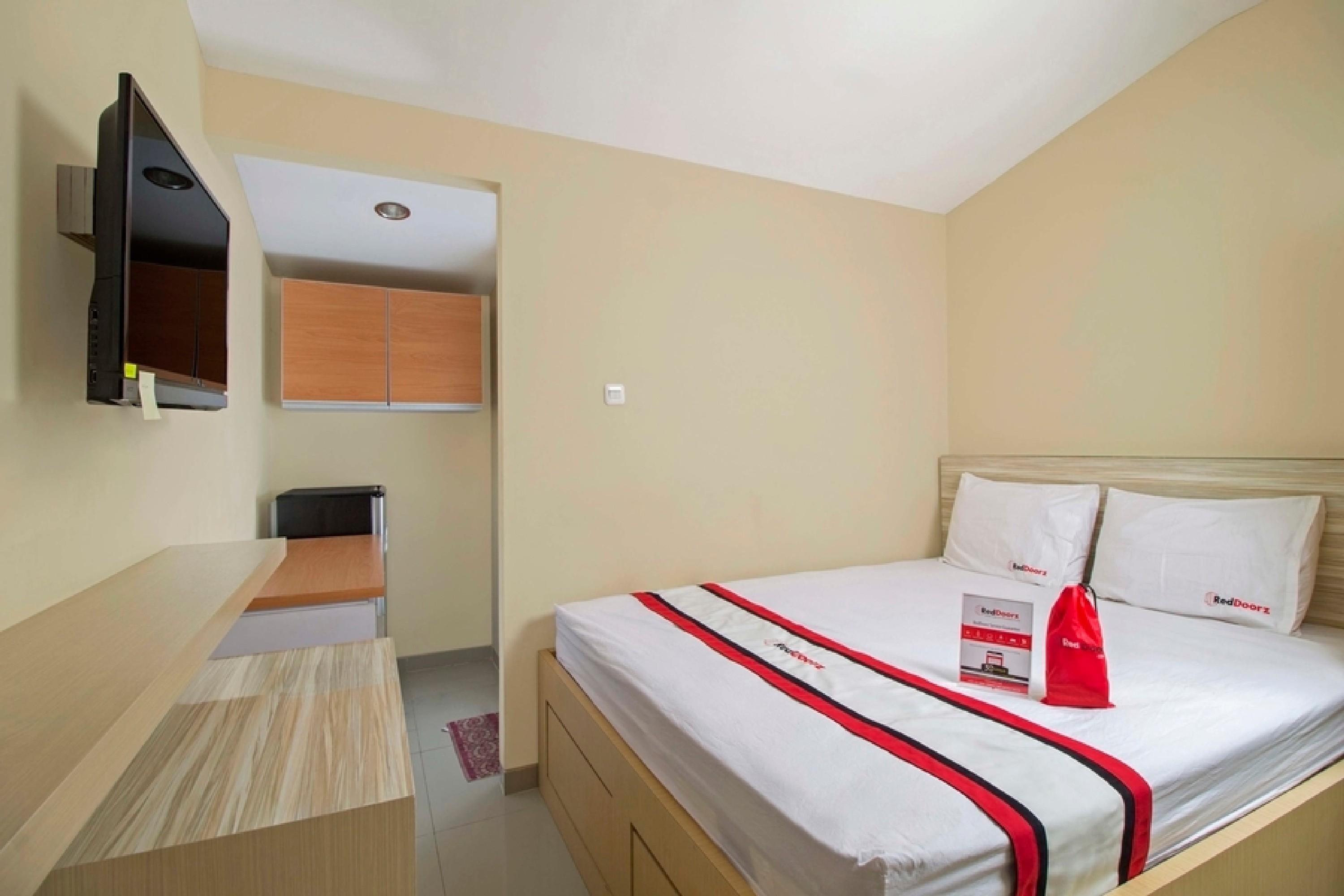 Reddoorz Plus @ Setiabudi Tengah Jakarta Exterior foto