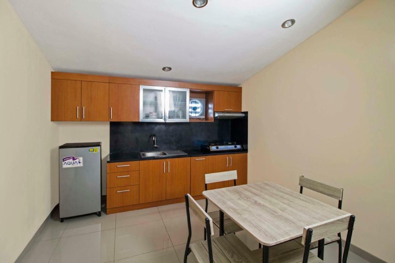 Reddoorz Plus @ Setiabudi Tengah Jakarta Exterior foto
